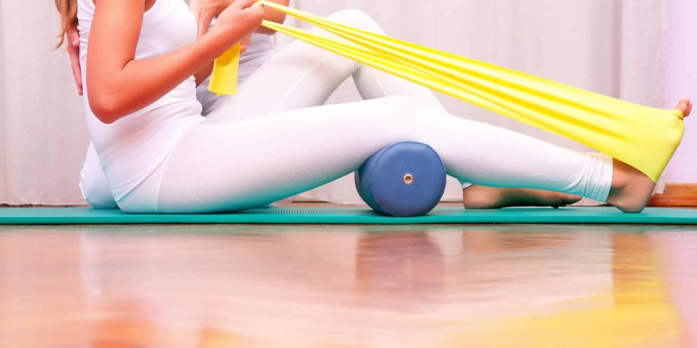 exercises with elastic strengthening tibial tarsal